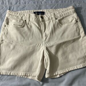 Democracy White Jean Shorts